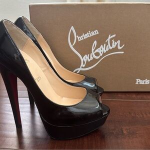 Christian Louboutin Womens black leather Peep Toe Pump Heels.